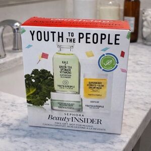 Youth to the People Skincare Set - 3 products included. NIB!